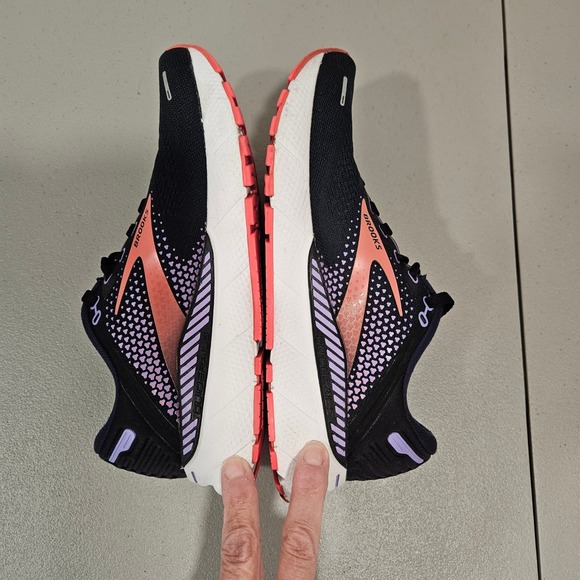 Brooks Adrenaline GTS 22 Womens 8.5  Running Shoes Gym Walking Purple‎ - Picture 7 of 10